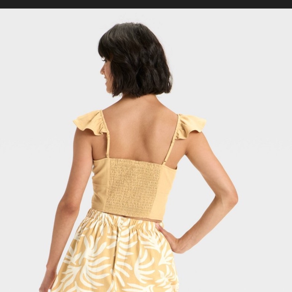 Yellow Ruffle Sleeve Crop Top - Picture 2 of 3